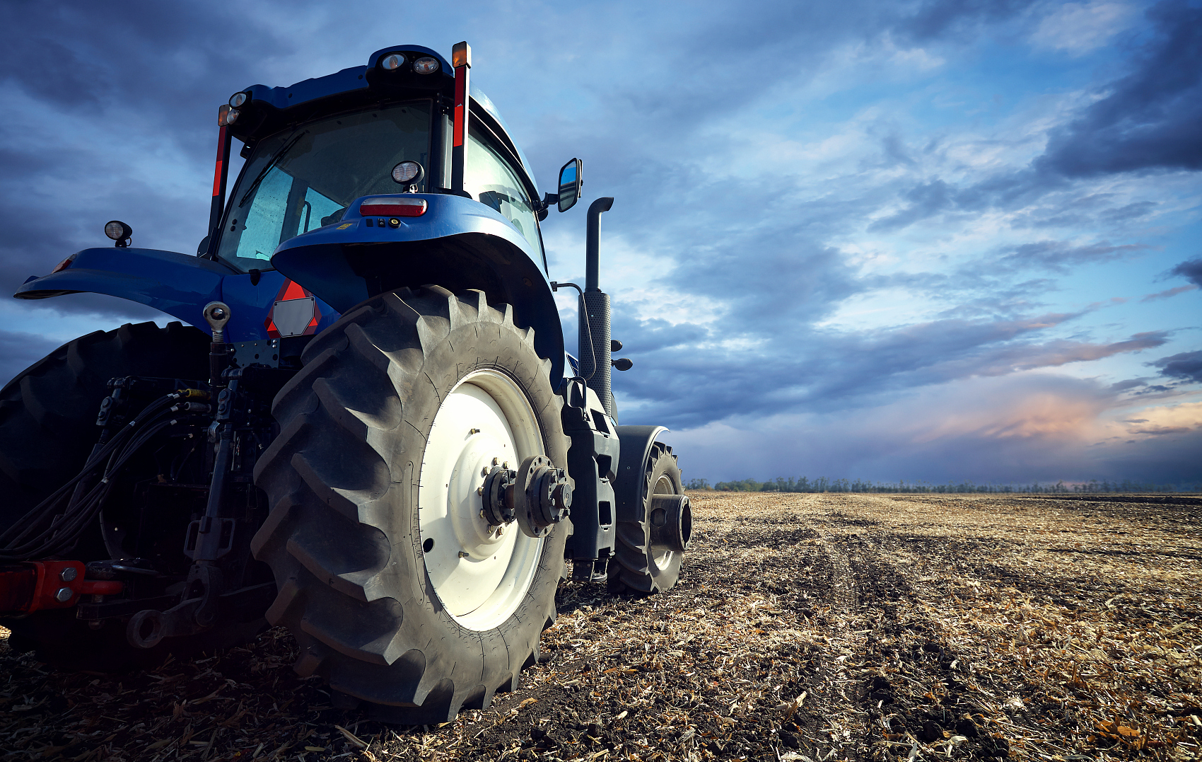 ဒီဇယ် Mini Tractor ၏ထိပ်တန်းအားသာ 10 ချက်