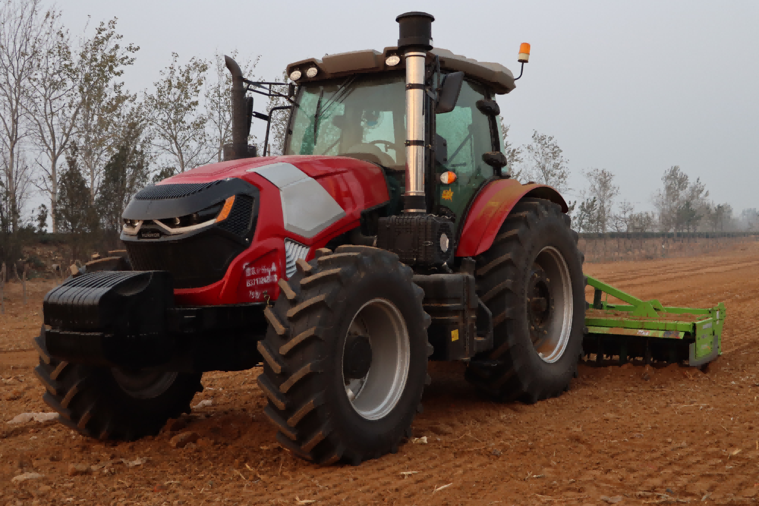 ထွန်စက်အတွက် လိုက်ဖက်တဲ့ လယ်ယာသုံးကိရိယာတွေကို ဘယ်လိုရွေးချယ်မလဲ။